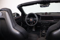 Charger l'image dans la visionneuse de la galerie, Porsche 911 Cabriolet 3.6 541 4 GTS PDK
