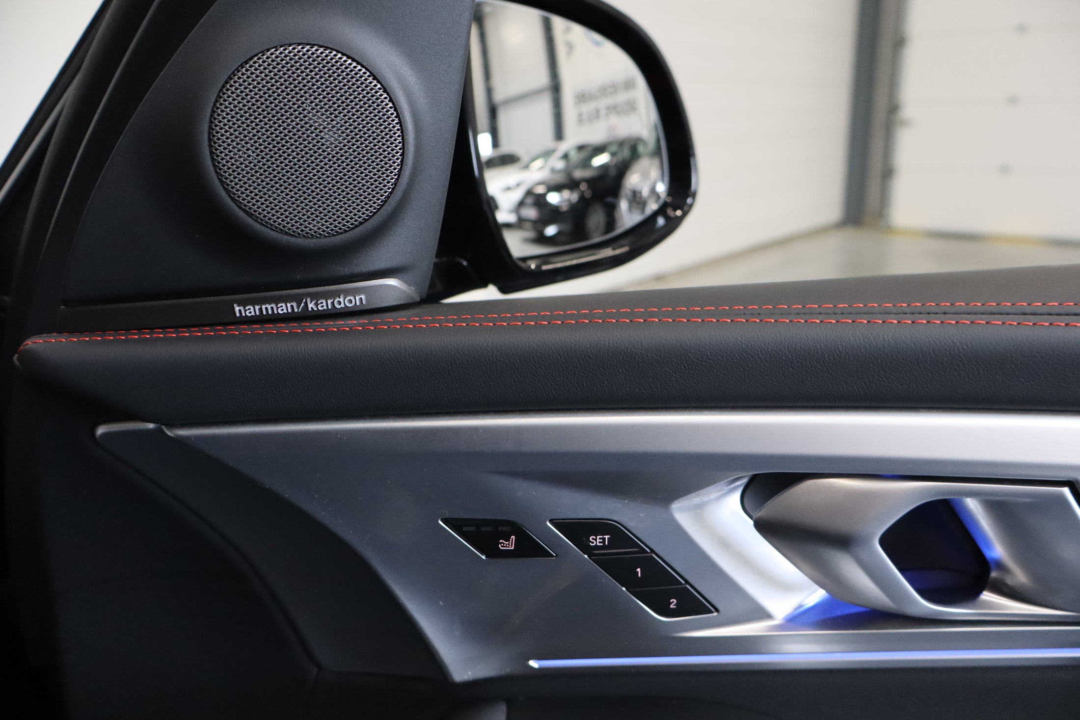 BMW XM 748 Label Red
