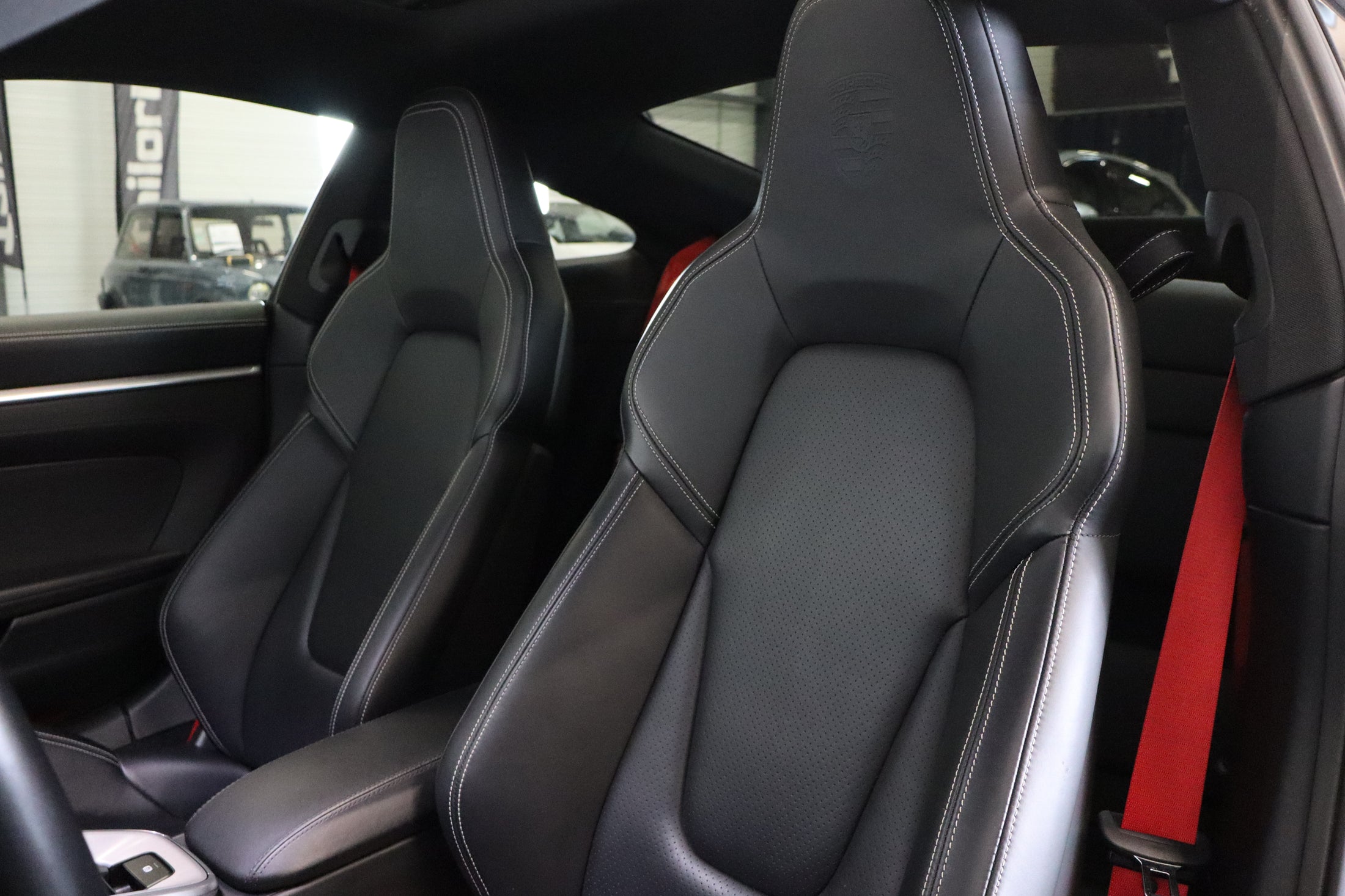 Porsche 911 carrera 4S