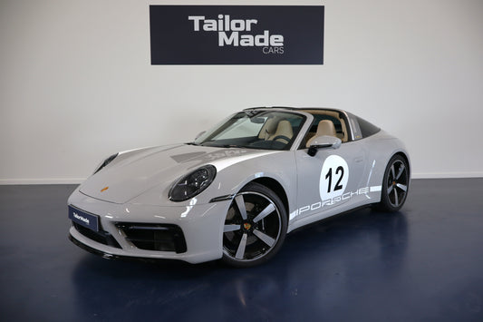 Porsche 911 Targa 4S Heritage Edition