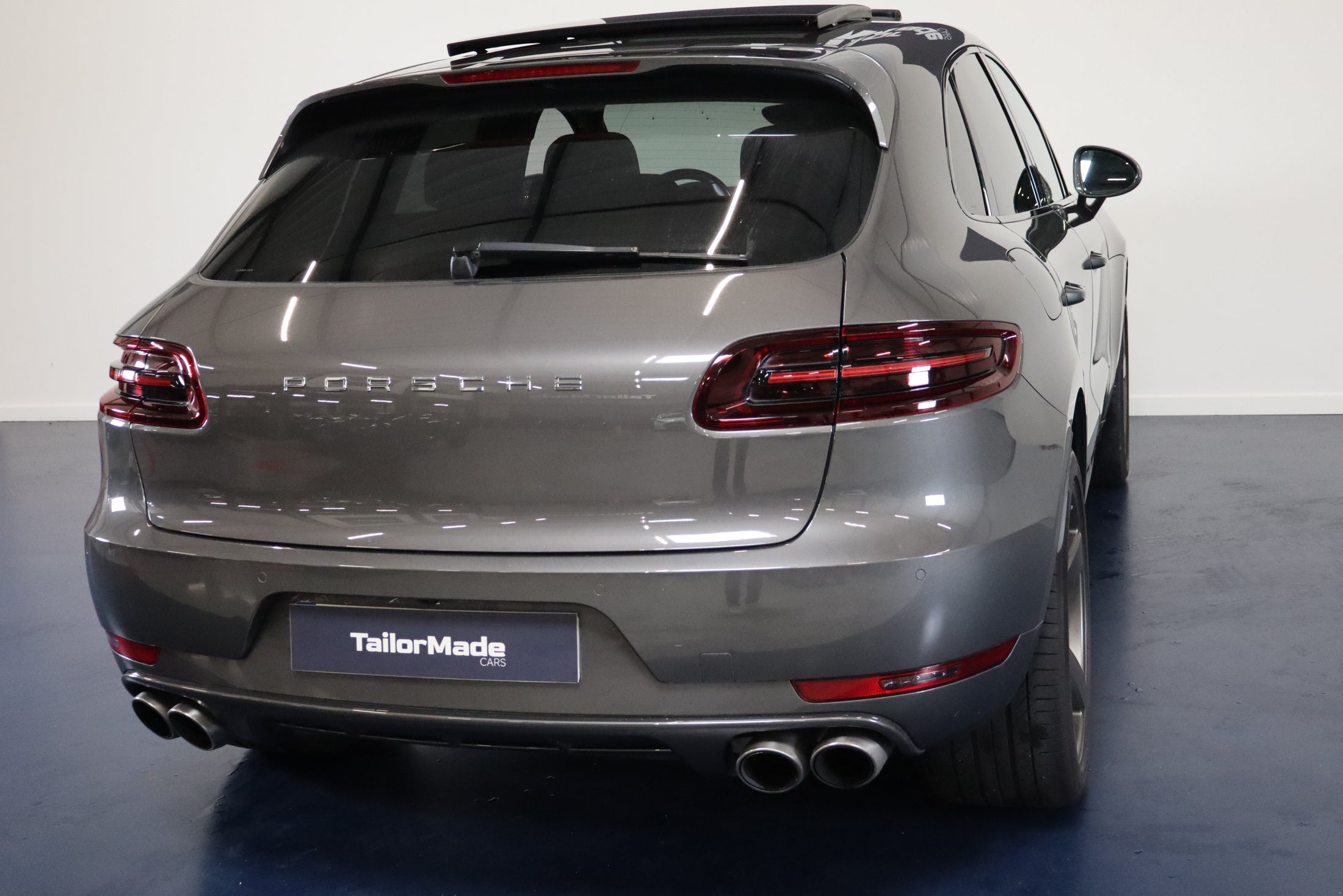 Porsche Macan S