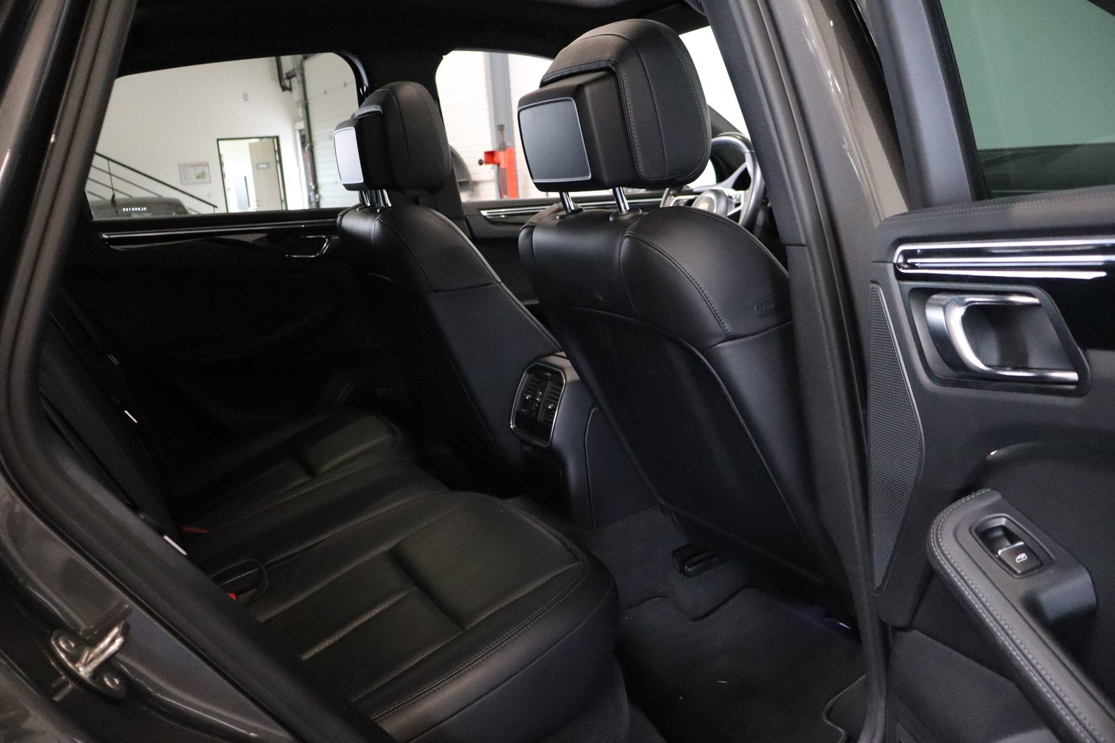 Porsche Macan S