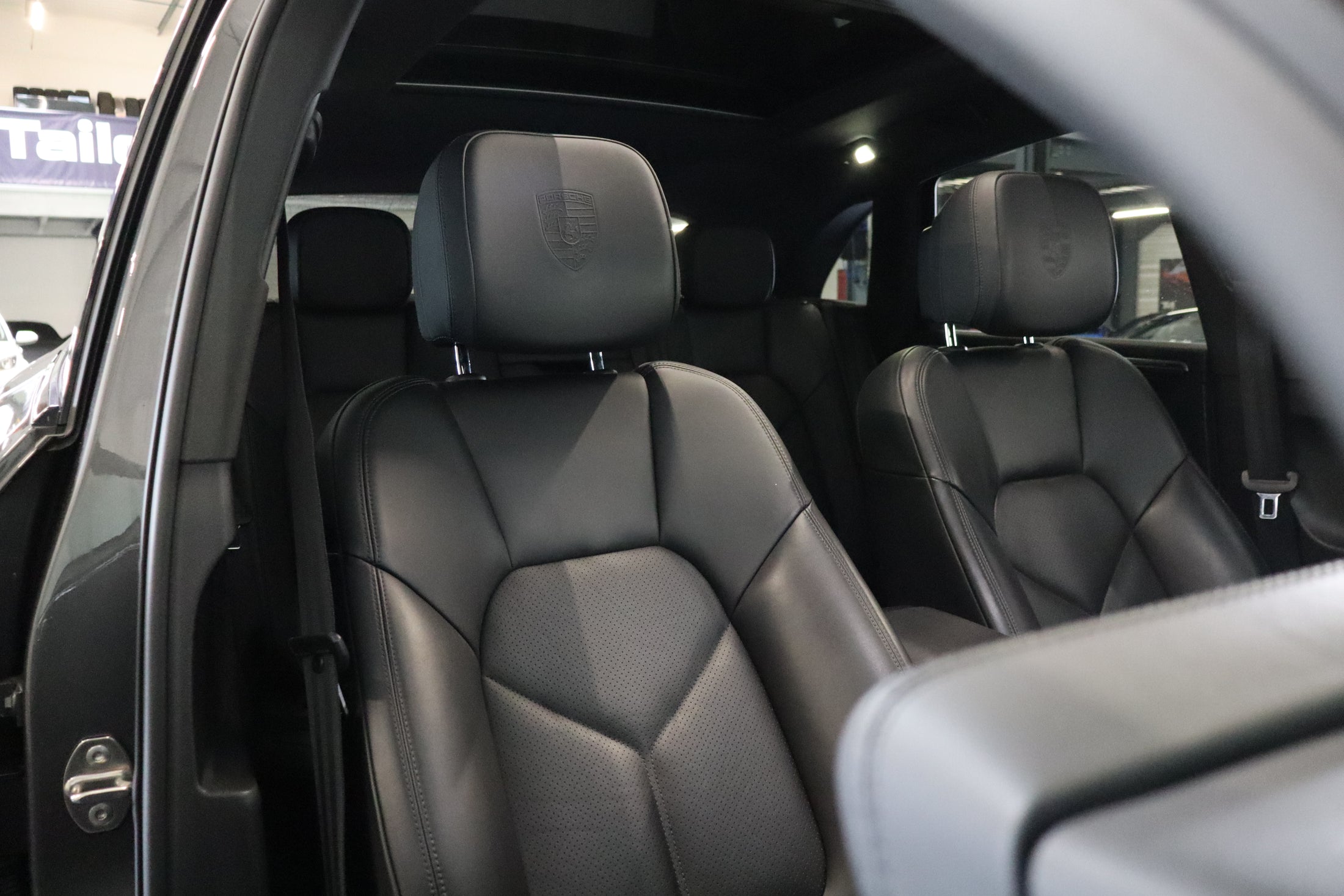 Porsche Macan S