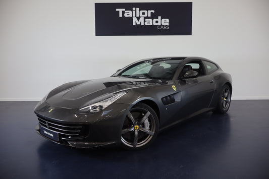 Ferrari GTC4 Lusso V8