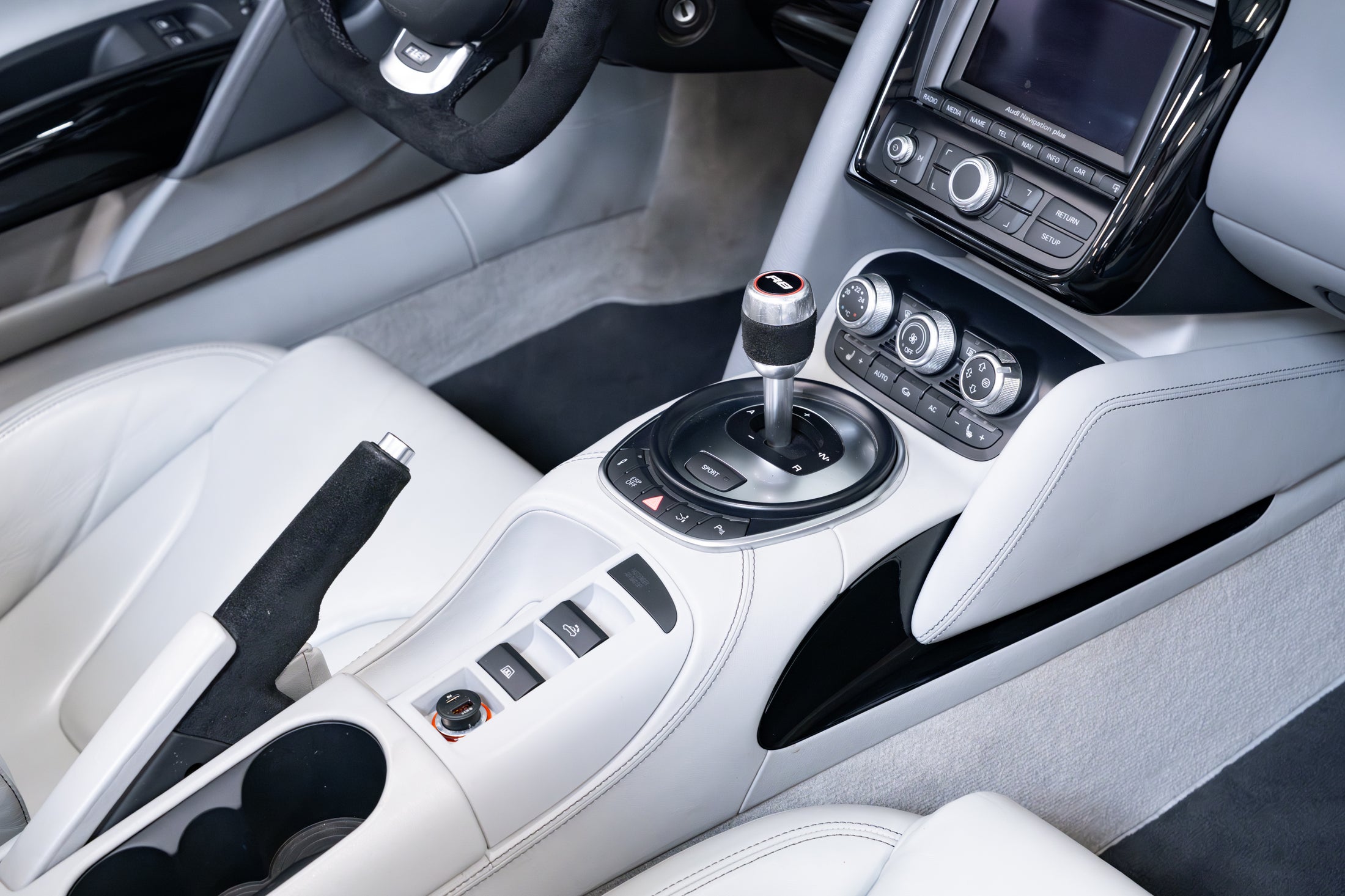 Audi R8 Spyder V10