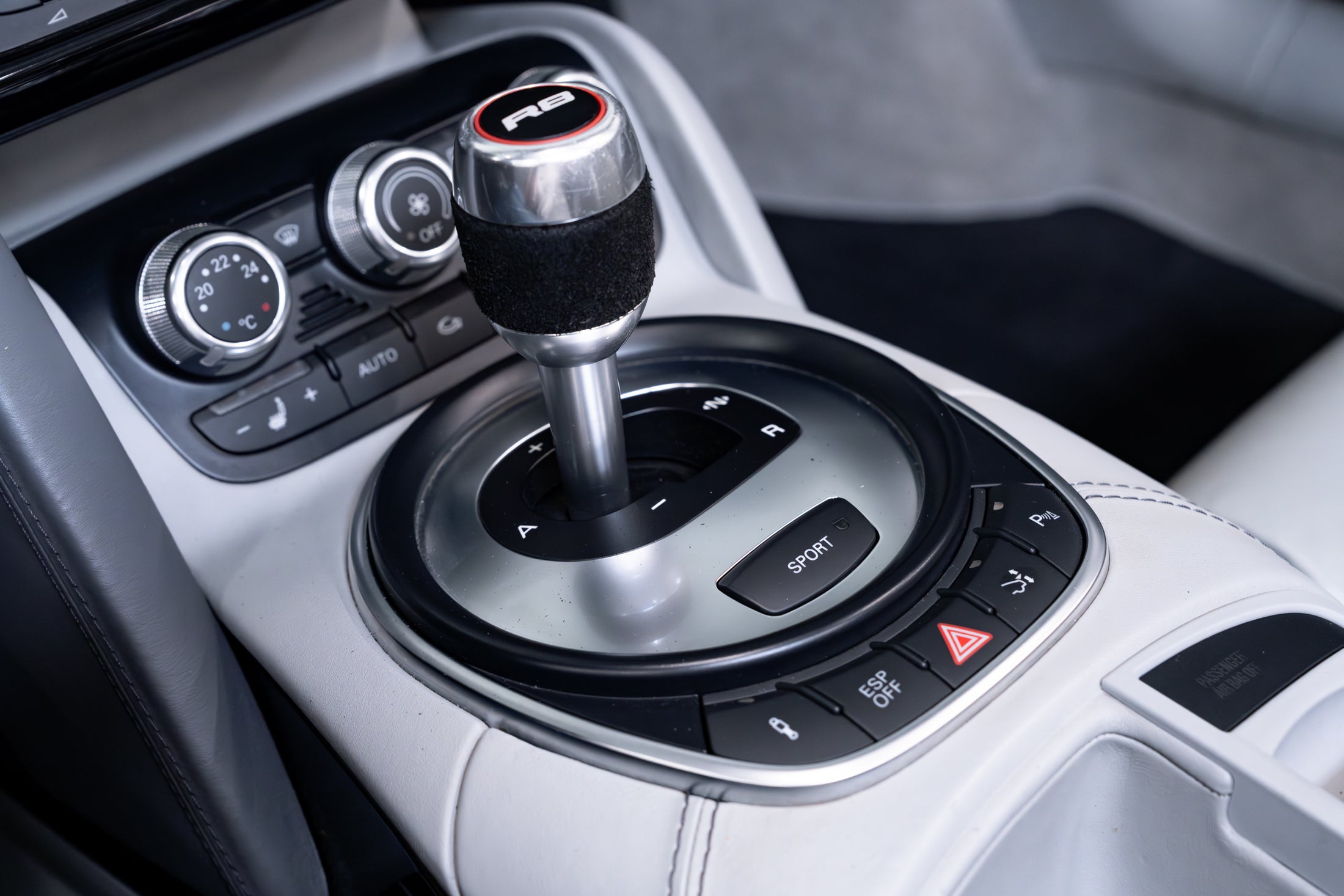 Audi R8 Spyder V10