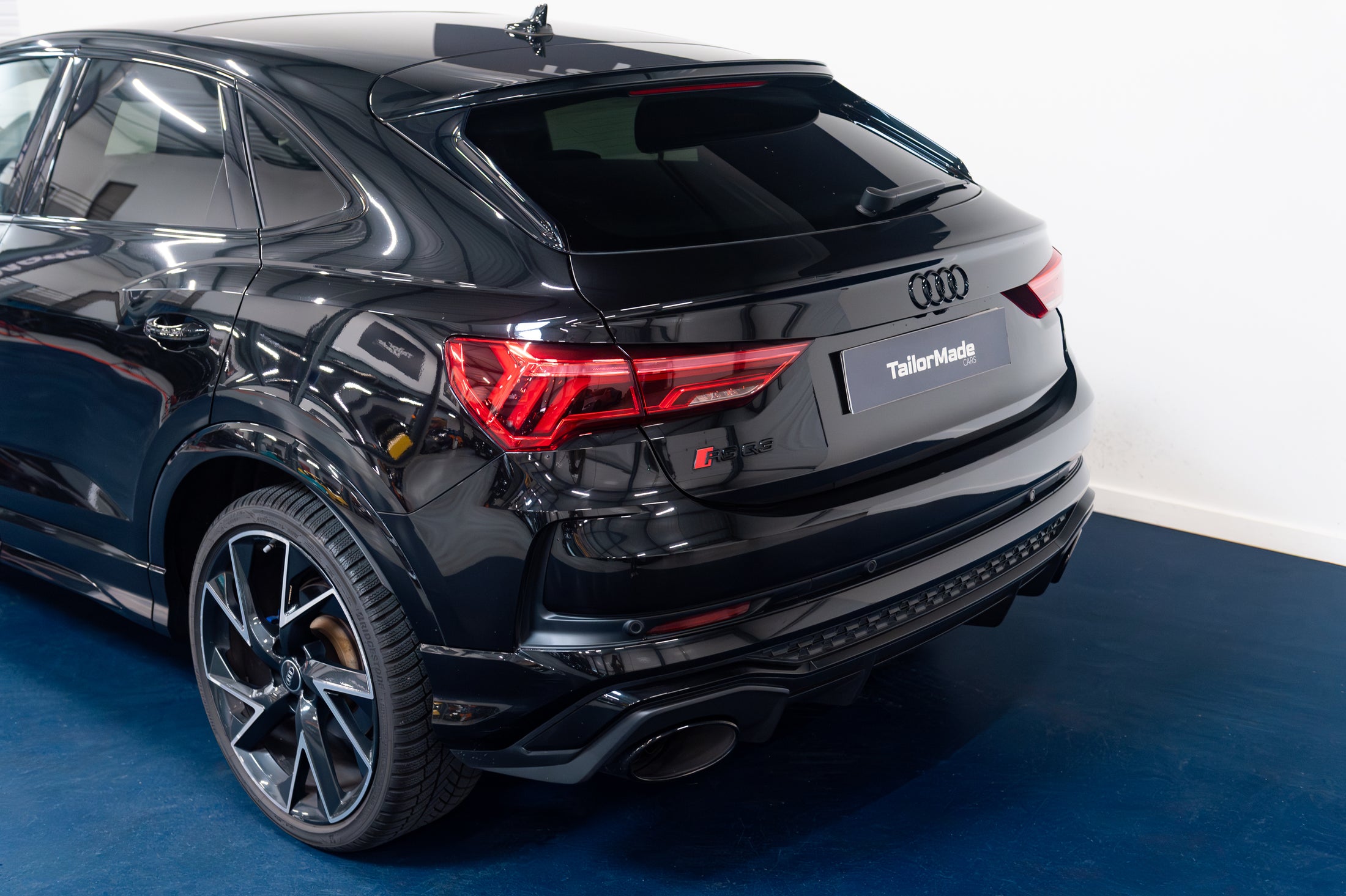 Audi RSQ3