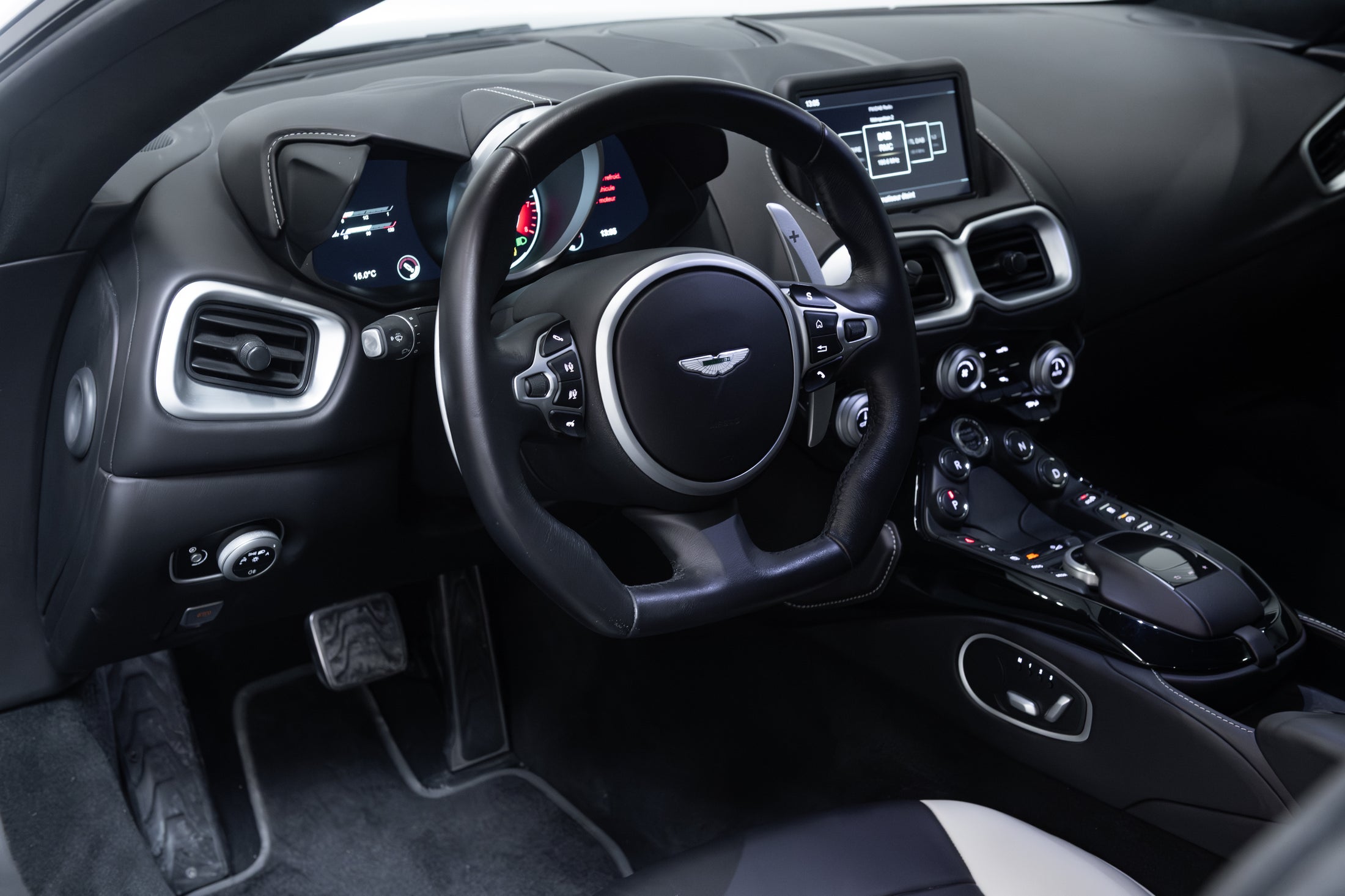 Aston Martin V8 Vantage 510