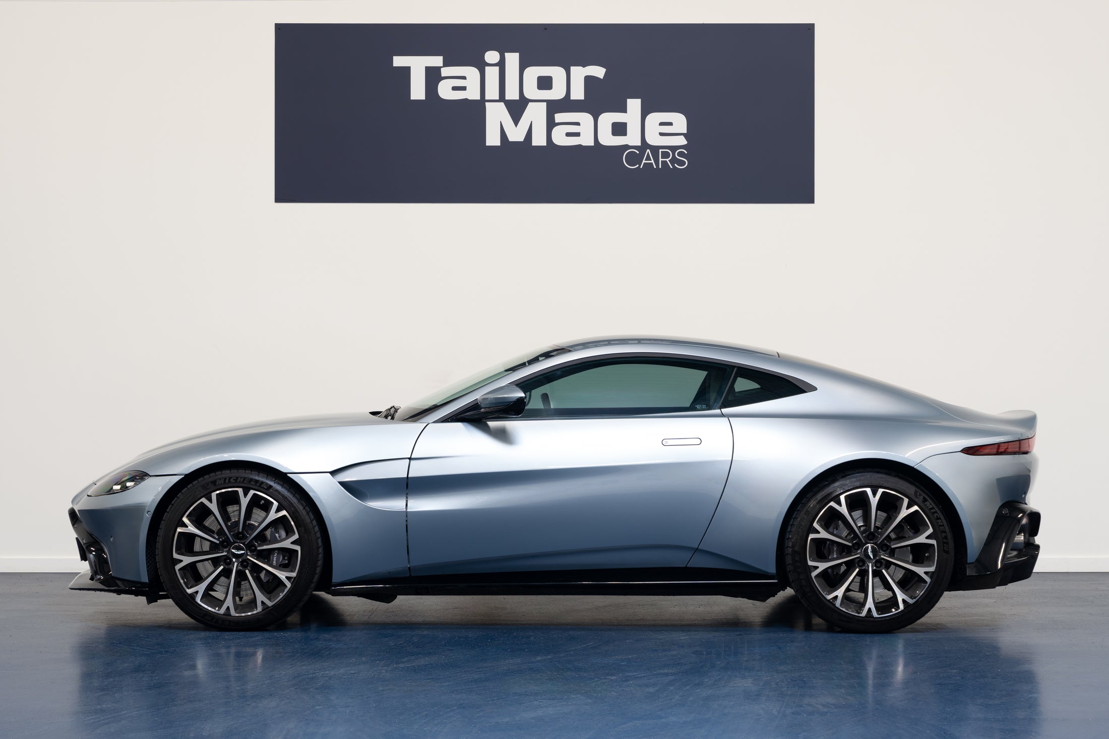 Aston Martin V8 Vantage 510