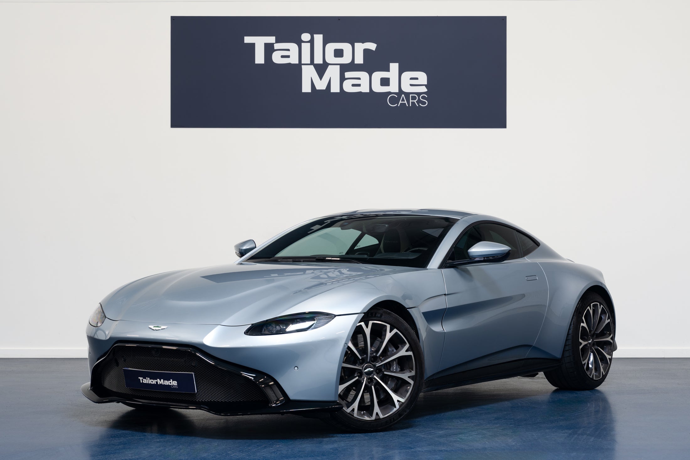 Aston Martin V8 Vantage 510